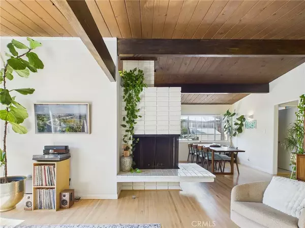 Lomita, CA 90717,26216 Oak Street