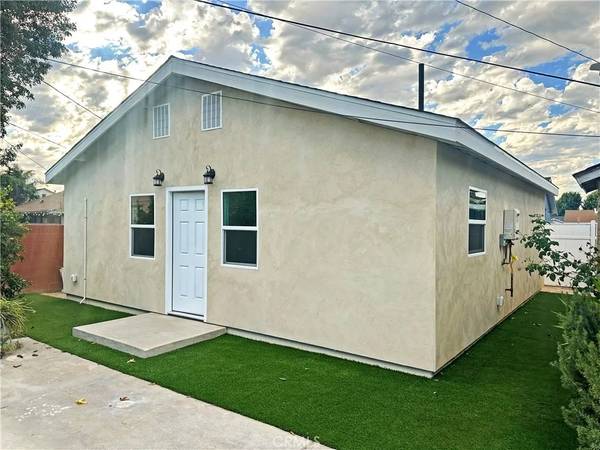 7642 Arnett #A, Downey, CA 90241