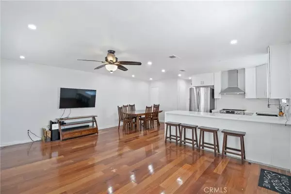 Azusa, CA 91702,1190 W Calle Del Sol #4