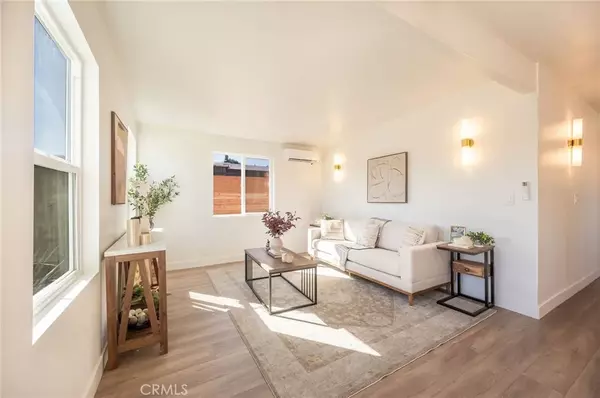 Lakewood, CA 90715,20413 Clarkdale