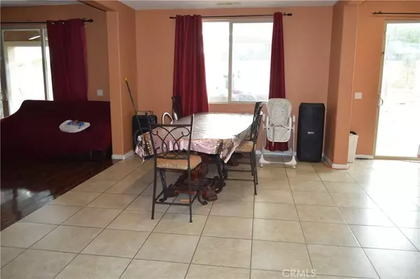 Lake Elsinore, CA 92532,36589 Obaria