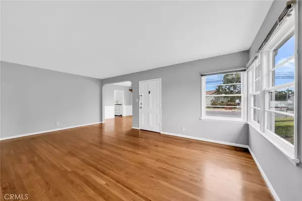 Los Angeles, CA 90045,8301 Reading Avenue