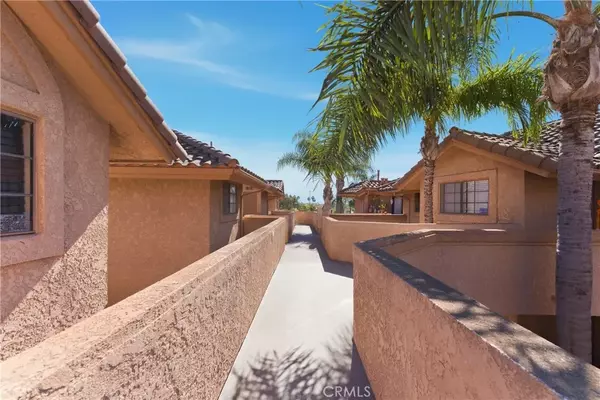 Long Beach, CA 90815,4141 Hathaway