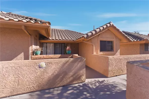 Long Beach, CA 90815,4141 Hathaway Avenue #28