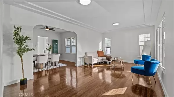 Los Angeles, CA 90044,715 W 104th St