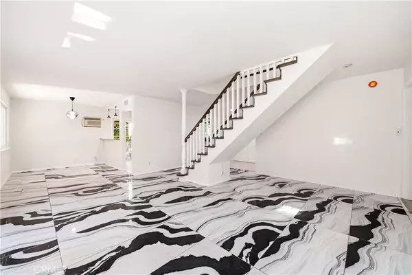 Simi Valley, CA 93065,2490 Invar Court