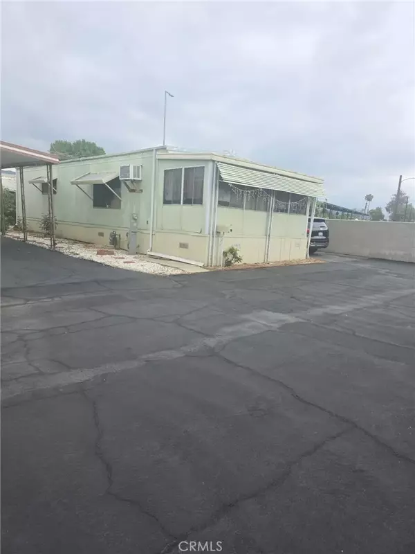 Covina, CA 91722,1324 N Citrus #12