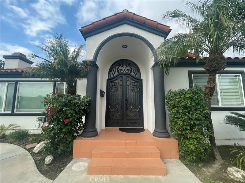 9457 Gotham, Downey, CA 90241