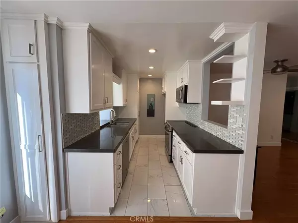 Culver City, CA 90230,5625 Sumner #206