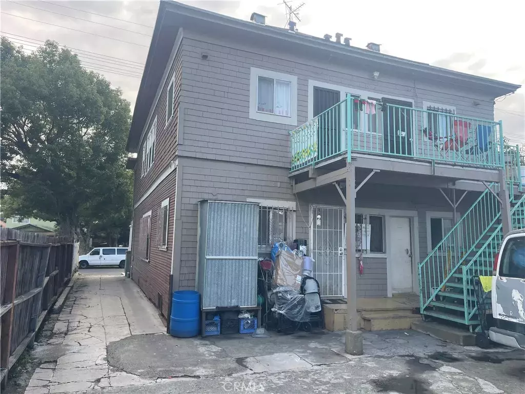 Los Angeles, CA 90011,317 E 36th Street