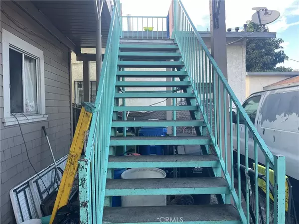 Los Angeles, CA 90011,317 E 36th Street