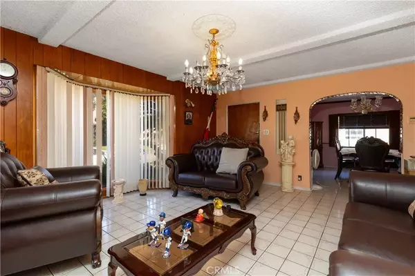 Huntington Park, CA 90255,3366 Flower Street