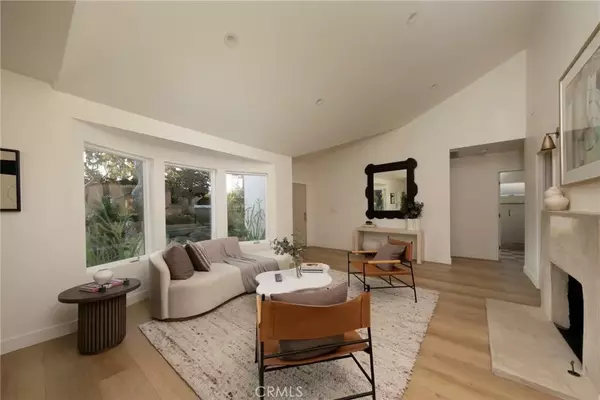 Los Angeles, CA 90016,3554 S Sycamore