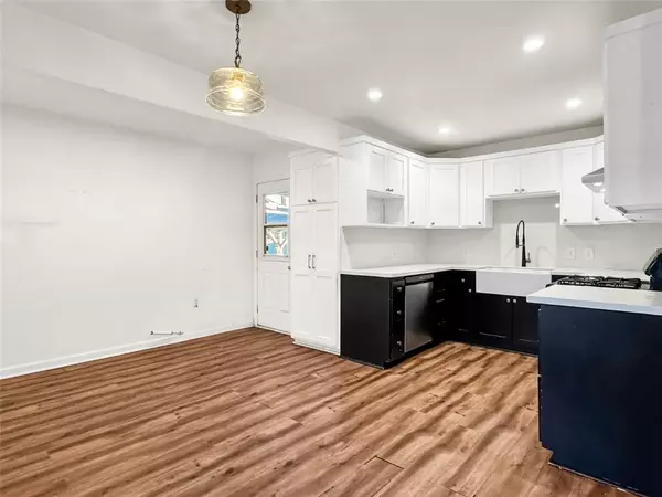 Santa Fe Springs, CA 90670,9822 Bartley Avenue