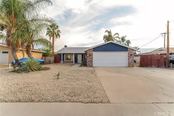 261 W Whittier, Hemet, CA 92543