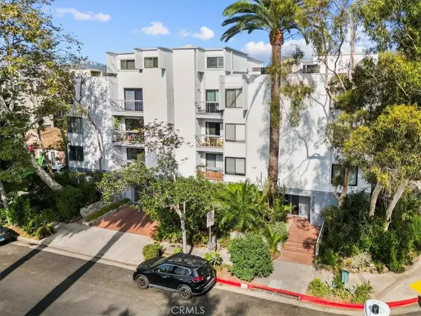 West Hollywood, CA 90046,7505 Hampton Avenue #4