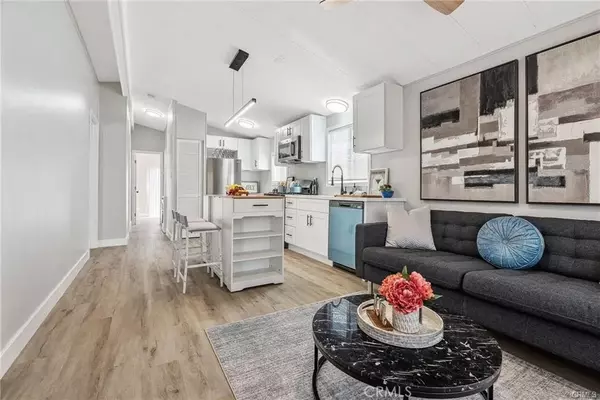 Fullerton, CA 92833,1850 W ORANGETHORPE AVE #25