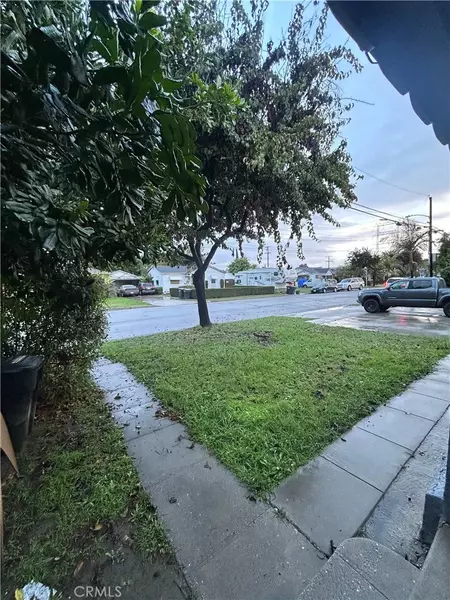 8702 Belmont st, Bellflower, CA 90706