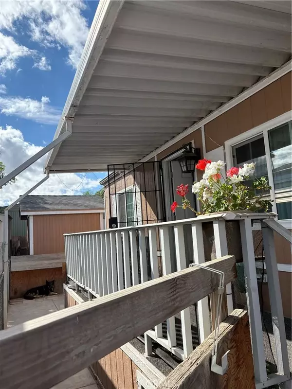 Riverside, CA 92509,3825 Crestmore Rd #414