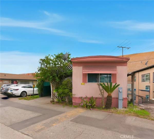 356 W Redondo Beach #25, Gardena, CA 90248