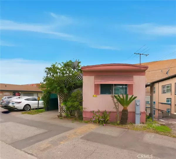 356 W Redondo Beach #25, Gardena, CA 90248