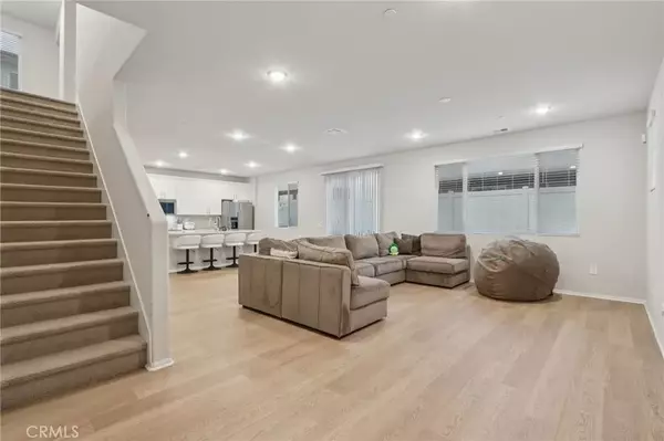 Redlands, CA 92374,935 Yuzu