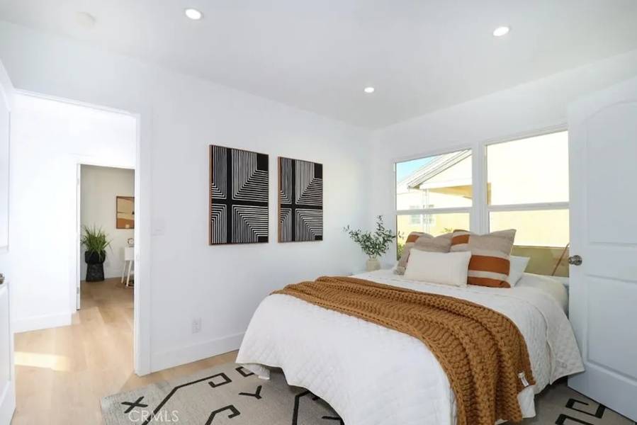 11804 Atkinson, Hawthorne, CA 90250