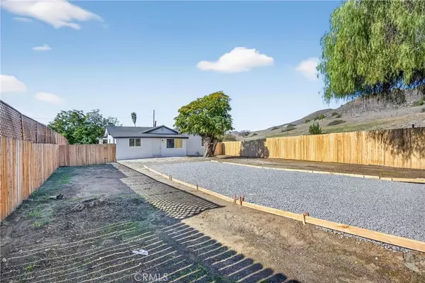 Lake Elsinore, CA 92530,513 Lookout