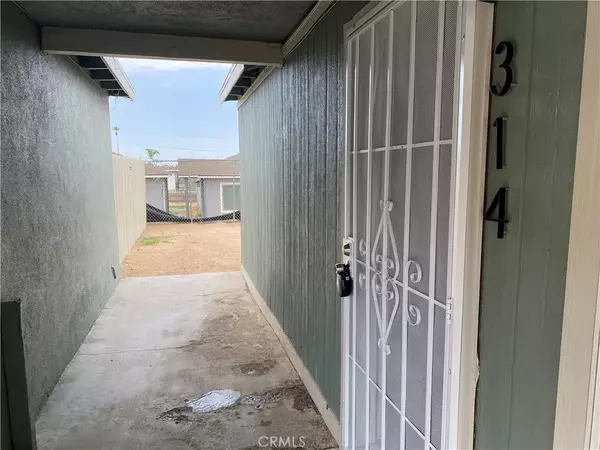 113 W Fredricks Street, Barstow, CA 92311