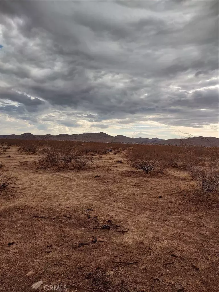 Landers, CA 92285,0 Sunny slope