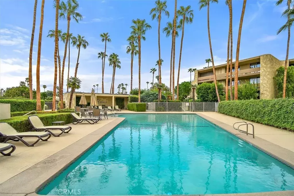 Palm Springs, CA 92264,2454 E Palm Canyon Drive #1D