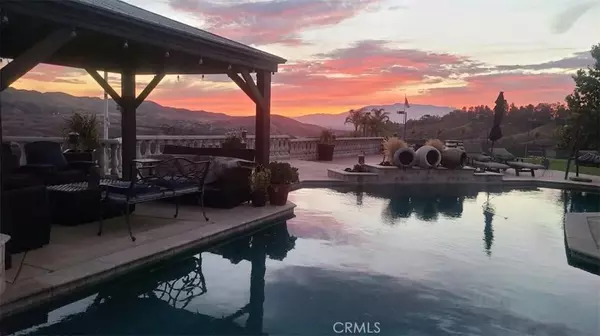 Redlands, CA 92373,1706 Smiley Ridge