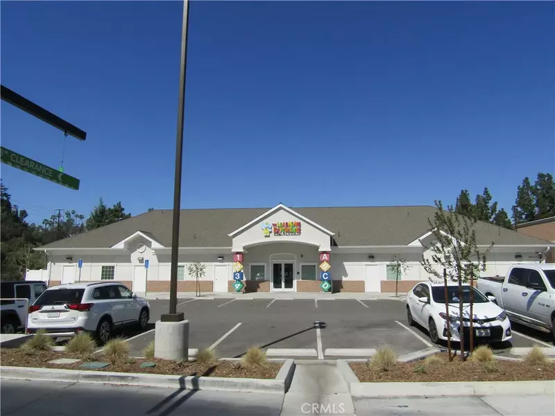 1045 Parkford, Redlands, CA 92374