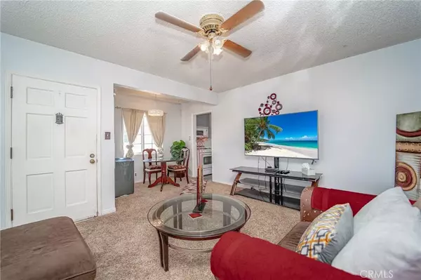 Lakewood, CA 90712,5949 Autry Avenue