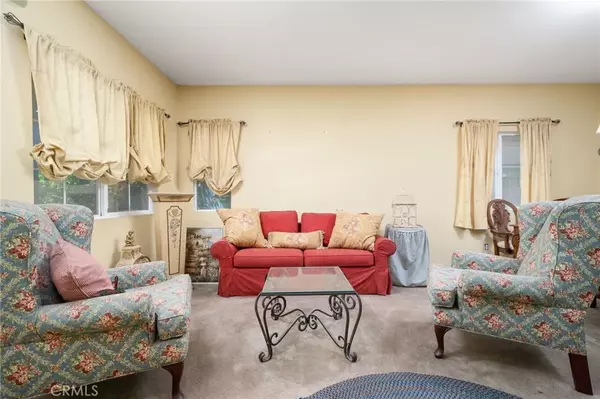 Fontana, CA 92336,5930 Fillmore Way