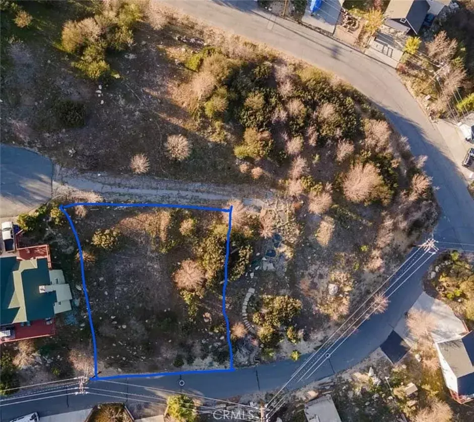 Lake Arrowhead, CA 92352,26870 Inyo