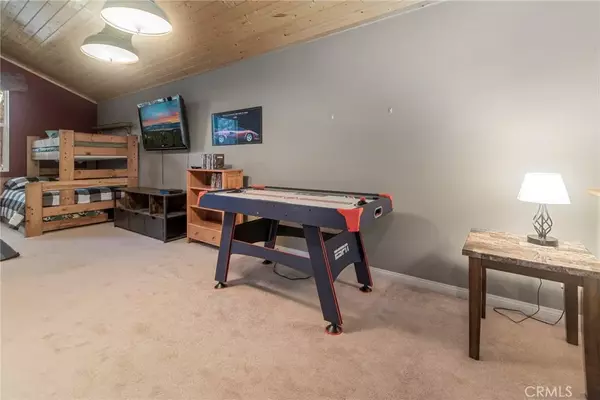 Big Bear Lake, CA 92315,43040 Sunset Drive