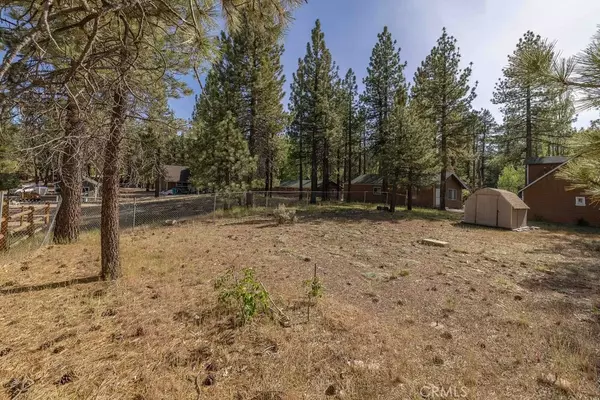 Big Bear Lake, CA 92315,39387 Willow Landing