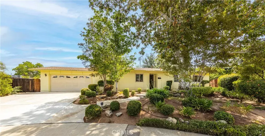 427 Sherwood Street, Redlands, CA 92373