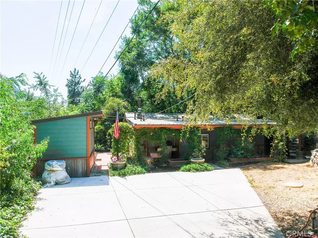 Mentone, CA 92359,36750 Hilltop Drive