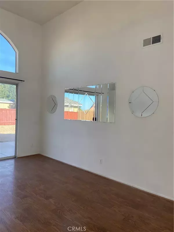 Victorville, CA 92394,15465 Amber Pointe Drive