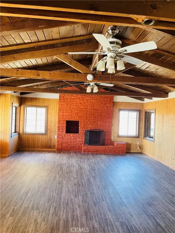 Victorville, CA 92392,9735 5th Street