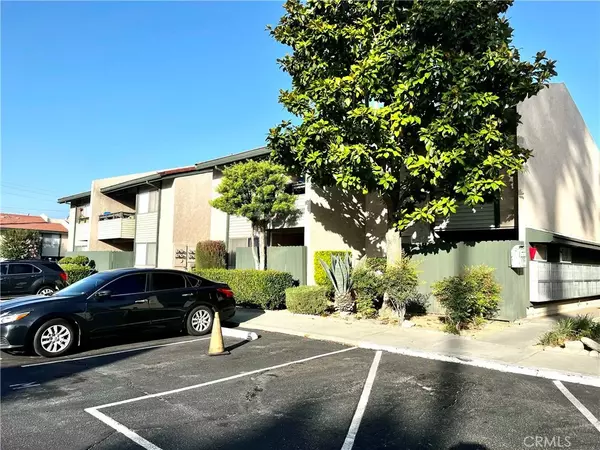 2255 Cahuilla Street #67, Colton, CA 92324