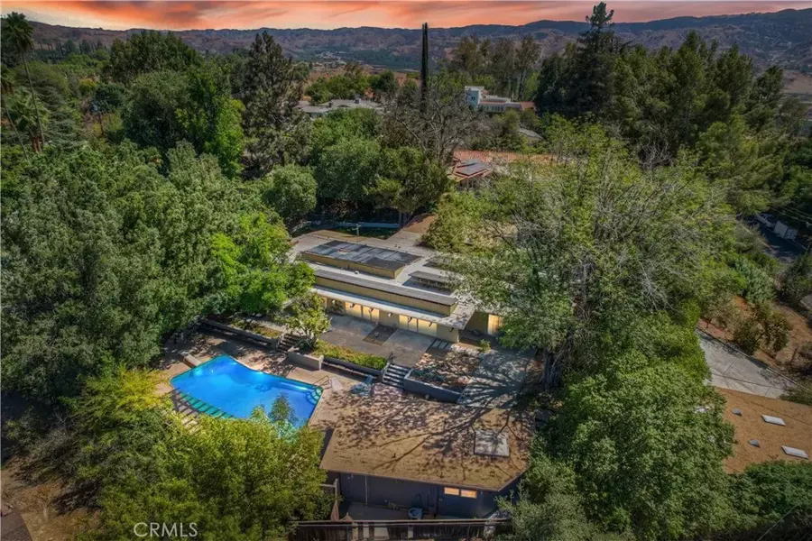 1525 Serpentine Drive, Redlands, CA 92373