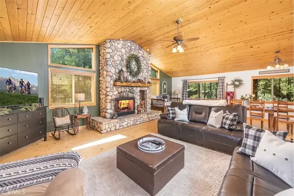 Big Bear City, CA 92314,471 Woodside Drive