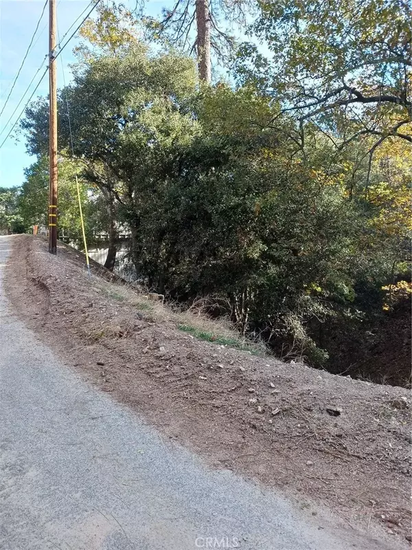 24764 Edelwiess, Crestline, CA 92325