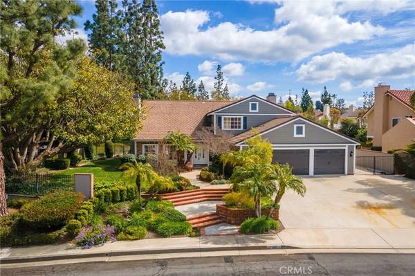 600 S Warbler Circle, Anaheim Hills, CA 92807