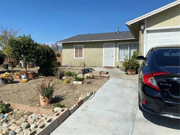 19034 Manila Street, Bloomington, CA 92316