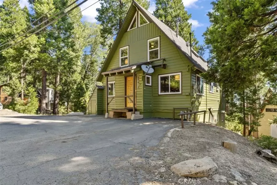 497 Fern Drive, Twin Peaks, CA 92391