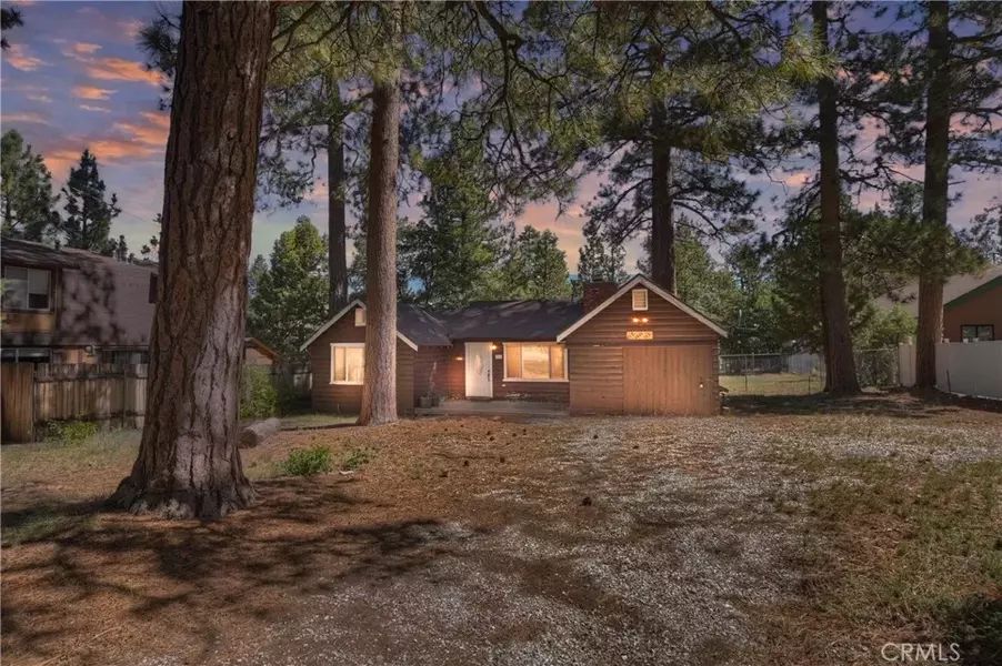 727 Los Angeles Avenue, Sugarloaf, CA 92386